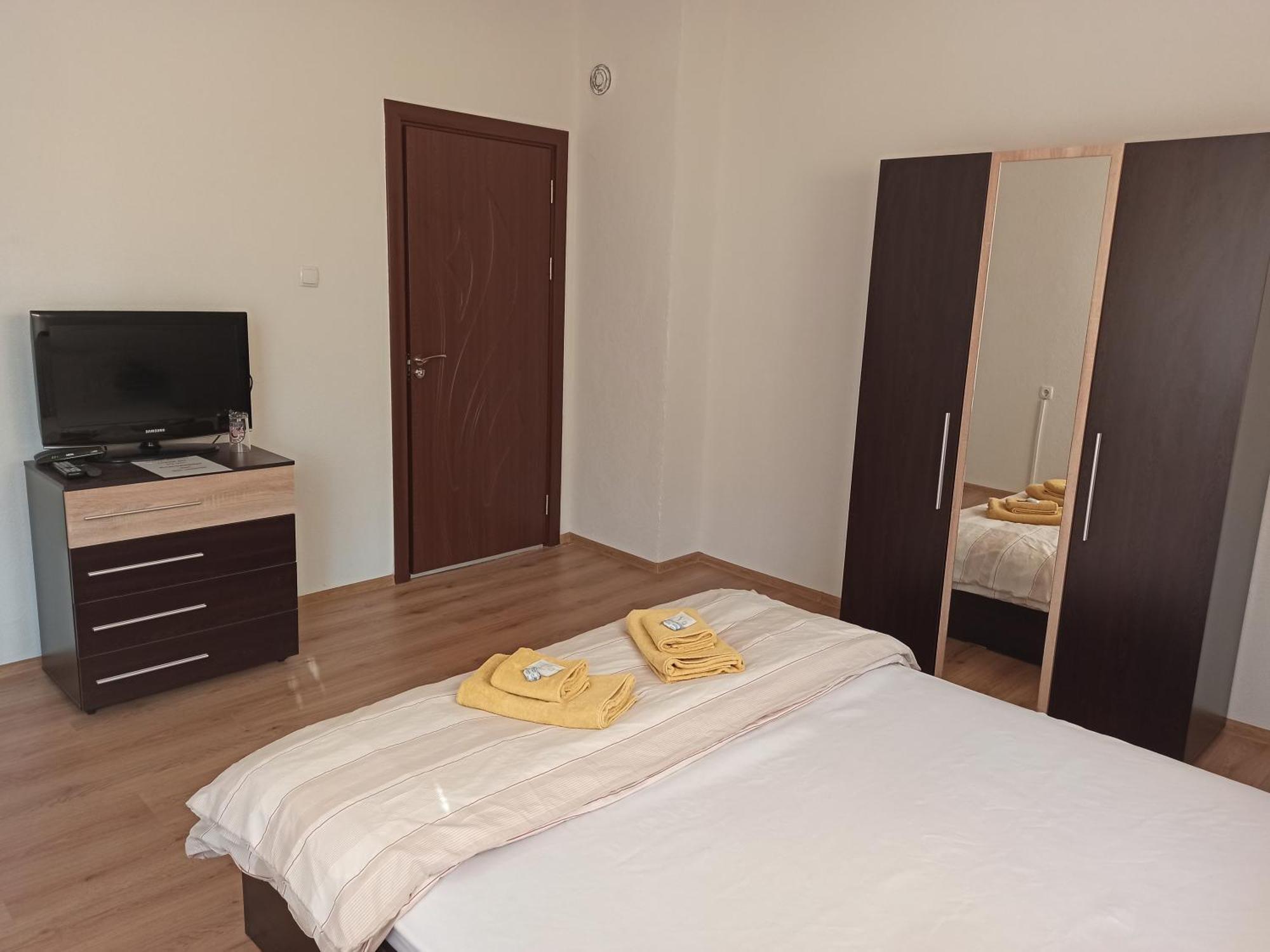 Guest House Ganovi Kalofer Habitación foto