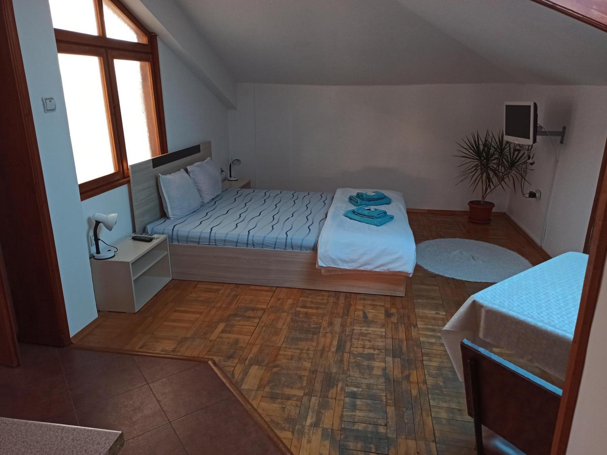Guest House Ganovi Kalofer Habitación foto